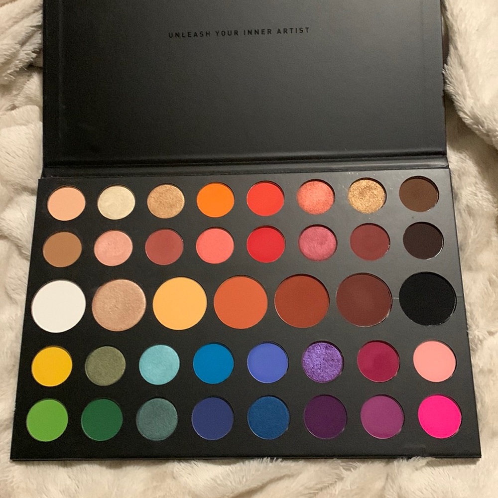 Morphe James Charles palette VERY LIGHTLY USED